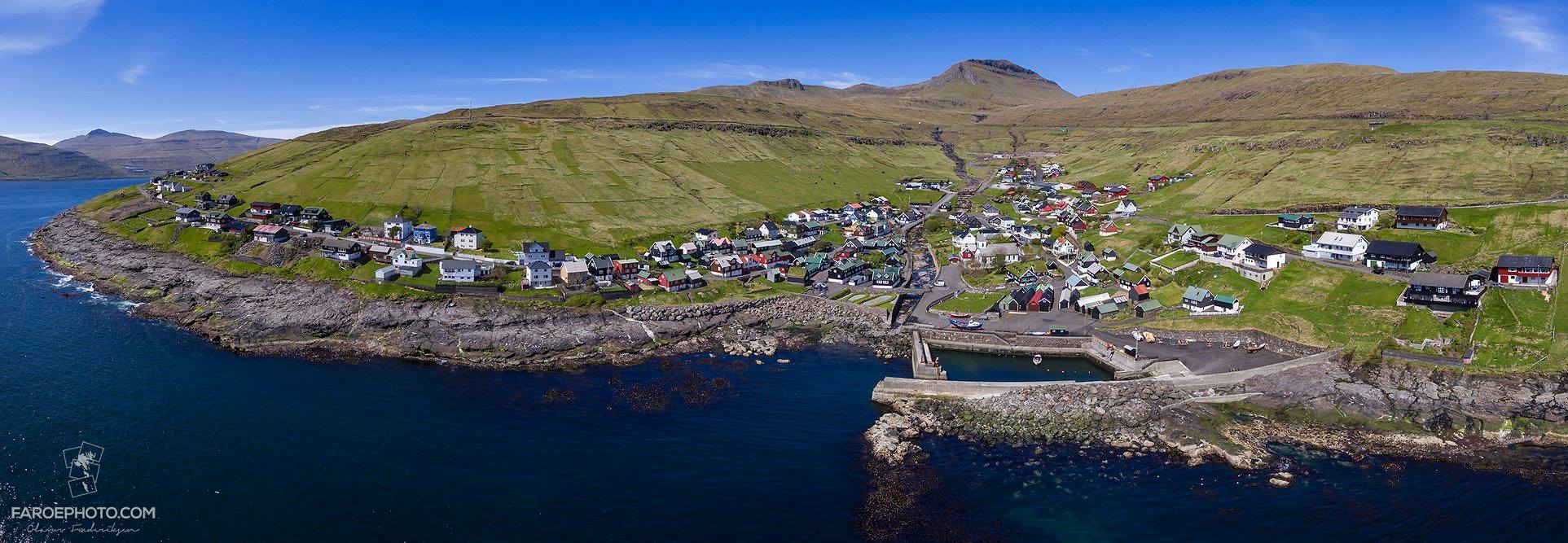 Kvívík - в деревня, расположенная на западном побережье стреймой..jpg